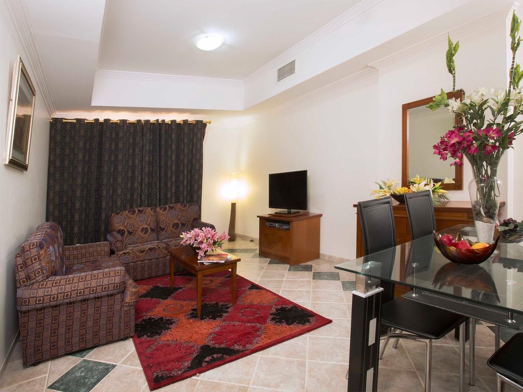 Safeer Hotel Suites Muscat Exterior photo